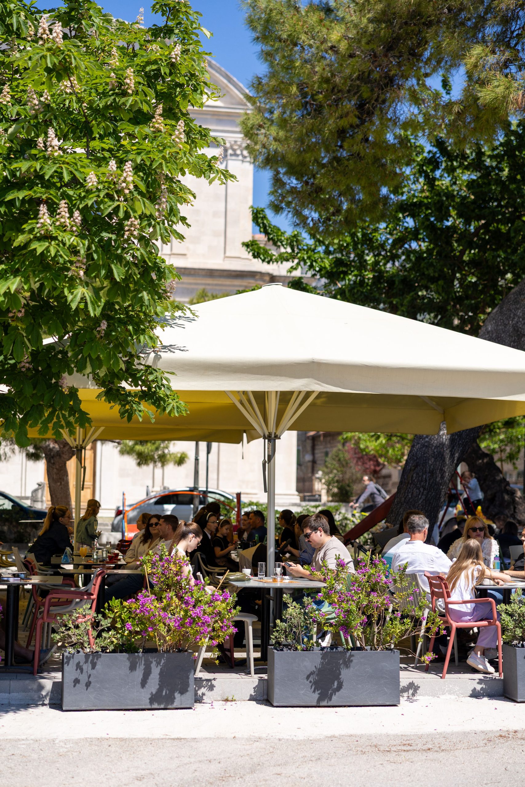 Eksterijer Faraon Food Bar